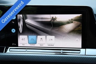 Volkswagen Golf Volkswagen Golf 8 1.5 eTSI / 3x R-Line / DSG / ACC / DAB / Navi / CarPlay / 150pk / LED / 17