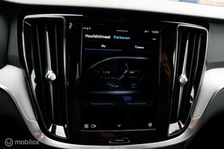 Volvo V60 Volvo V60 MY23 AWD T6 350PK RECHARGE  LONG RANGE PLUS DARK | GOOGLE | ACC | BLIS - afbeelding nr 22