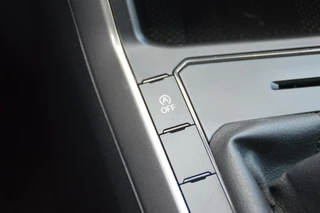 Volkswagen Polo Volkswagen Polo 1.0 TSI Highline Business R - afbeelding nr 53