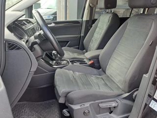 Volkswagen Touran | Automaat | Navi | Trekhaak | Stoel- en stuurverwarming | ACC | LED | - afbeelding nr 19