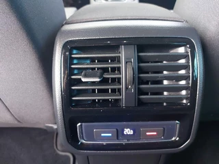 Volkswagen Passat Volkswagen Passat Variant 1.5 TSI Comfort Business Automaat, airco,cruise,wegklapbare trekhaak,navigatie,parkeersensoren, - afbeelding nr 8