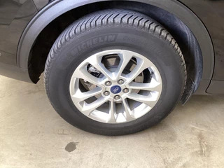 Ford Kuga Ford Kuga 2.5 PHEV Titanium | Adaptive cruise control | Winter Pack | Dodehoeksensoren | Camera - afbeelding nr 6