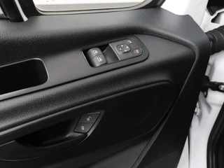 Mercedes-Benz Sprinter Mercedes-Benz Sprinter 315CDI L2H2 | Touchscreen Multimedia | Camera | Airco | Cruise | 3-Persoons | Betimmering - afbeelding nr 8