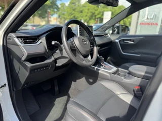 Toyota RAV4 Toyota RAV4 2.5 Plug-in Hybrid AWD Bi-Tone Plus JBL, Stoelventilatie + verwarming, dodehoekdetectie, Trekhaak , All-in Rijklaarprijs - afbeelding nr 4