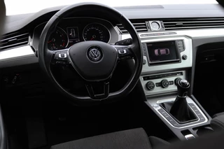 Volkswagen Passat Volkswagen Passat 1.4 TSI Comfortline Navi l PDC l Cruise - afbeelding nr 13