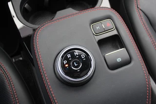 Ford Mustang Mach-E Ford Mustang Mach-E Extended First Edition AWD 98 kWh / Panoramadak / Camera / Leder / 19'' / B&O / Keyless / DAB / Dodehoek / ACC / Navigatie / Sfeerverlichting / Stoelverwarming - afbeelding nr 26