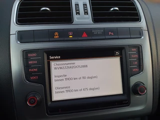 Volkswagen Polo Volkswagen Polo 1.0 BlueMotion Connected Series - NAP / CARPLAY / DAB / P.SENSOREN V+A / LM-VELGEN '17 / EXTRA SET '15 / NWE APK ! - afbeelding nr 48