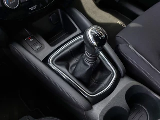 Nissan QASHQAI 1.2 DIG-T 116pk N-Connecta Design-Pack | Origineel NL | Navi | Clima | Cruise | Keyless Entry | Panoramadak | Pdc V+A+360 Camera | Rijstrook+Licht+Regensensor | Privacy Glass | 18''lm - afbeelding nr 18