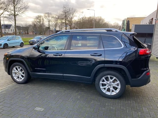 Jeep Cherokee Jeep Cherokee 2.4 LATITUDE NAVI AIRCO Camera - afbeelding nr 9