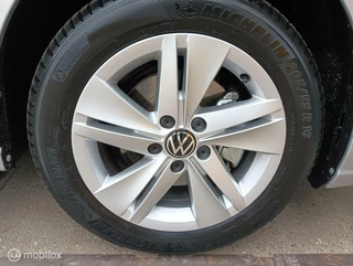 Volkswagen Golf Volkswagen Golf Variant 1.0 TSI Life Navi/stoelverwarming/camera/app - afbeelding nr 28