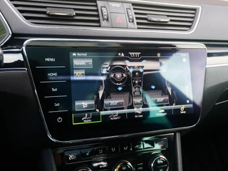Škoda Superb Skoda Superb Combi 1.4 TSI iV 218pk Laurin & Klement | Leder | Panoramadak | 360 Camera | Trekhaak - afbeelding nr 32