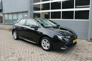 Toyota Corolla Toyota Corolla 1.8 Hybrid Active | 1e Eigenaar | Navigatie |Boekjes. - afbeelding nr 4