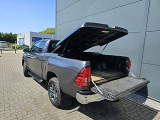 Toyota Hilux Toyota HiLux 2.8 D-4D Xtra Cab 3500 KG Nieuwstaat navi camera  204 PK - afbeelding nr 4