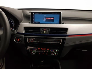 BMW X1 BMW X1 sDrive18i Steptronic M-Sport Executive | Lederen Bekleding | Navigatie | Climate Control | Camera | Parkeer Sensoren - afbeelding nr 10