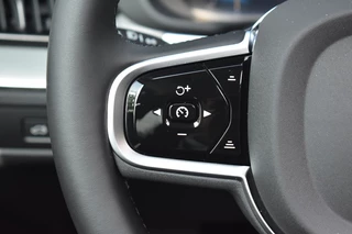 Volvo XC60 Volvo XC60 T6 350PK AWD Plus Dark | Climate | Getint Glas | Trekhaak - afbeelding nr 21