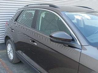 Volkswagen T-Roc Volkswagen T-Roc 1.0 TSi Style I NL-Auto I Airco I Cruise I Android/Apple I Trekhaak I - afbeelding nr 35