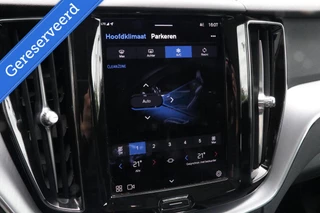 Volvo XC60 Volvo XC60 2.0 T6 Plug-in hybrid AWD Inscription Facelift Panodak Carplay Trekhaak Leder Camera 58000KM BJ2021 - afbeelding nr 28