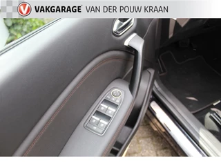 Renault Captur Renault Captur 1.3 TCe Initiale Paris Leder / Trekhaak - afbeelding nr 22