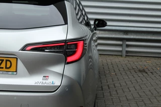 Toyota Corolla Touring Sports Toyota Corolla Touring Sports 2.0 Hybrid 184pk GR-Sport NL-Auto NAP 10 Jaar Garantie Clima Cruise  Carplay Camera Keyless 17