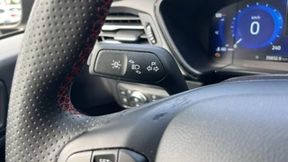 Ford Kuga Ford Kuga 2.5 PHEV ST-Line 225pk | Driver Assistance Pack | Winterpack | Privacy Glass | All Weather Banden - afbeelding nr 7