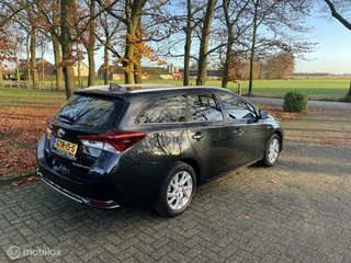 Toyota Auris Toyota Auris 1.8 Hybrid touring sports all in rijklaar - afbeelding nr 4