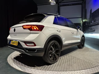 Volkswagen T-Roc Volkswagen T-ROC 1.5 TSI Style *LED*Virtual*DAB+*PDC V&A*Trekhaak*NAVI*AppConnect* - afbeelding nr 26