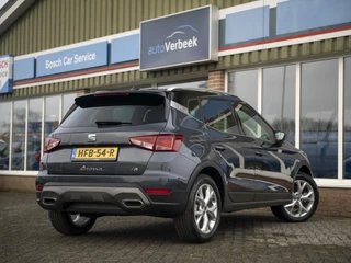 SEAT Arona SEAT Arona 1.0 EcoTSi 116pk DSG FR | Full LED | Keyless | ParkAssist + Camera | App-Connect | Armsteun vóór | Black Pack | Wireless Charge - afbeelding nr 2