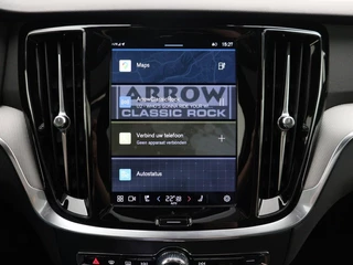 Volvo S60 Volvo S60 T6 PLUG-IN HYBRID LONG RANGE PLUS DARK SCHUIFDAK HARMAN KARDON 3 - afbeelding nr 24