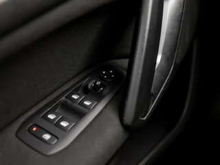 Peugeot 308 Automaat (PANORAMADAK, NAVIGATIE, CLIMATE, LED KOPLAMPEN, PARKEERSENSOREN, SPORTSTOELEN, GETINT GLAS, CRUISE, NIEUWE APK, NIEUWSTAAT) - afbeelding nr 22