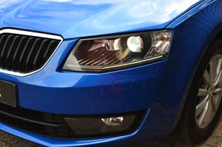 Škoda Octavia Škoda Octavia Combi 1.0 TSI DSG Greentech Pano/Camera/Leer/LED - afbeelding nr 26