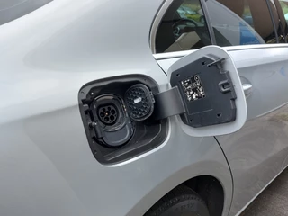Mercedes-Benz A-Klasse Mercedes-Benz A-Klasse 250e Plug-In Hybrid Luxury Line | Origineel NL | Navi | Apple Carplay+Android Auto | Clima | Cruise | Stoelverwarming | Pdc V+A+Assist+Camera | Privacy Glass | 17''lm - afbeelding nr 44