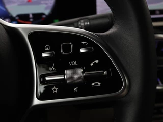 Mercedes-Benz CLA Mercedes-Benz CLA-klasse Shooting Brake 180 Luxury Line | Camera | Leder |  Sfeerverlichting | Stoelverwarming | Adaptive cruise | Navigatie | LED - afbeelding nr 15
