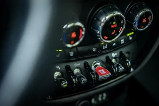 MINI Clubman Mini Clubman 1.5 Cooper Chili Serious Business | Pano | Navi - afbeelding nr 30