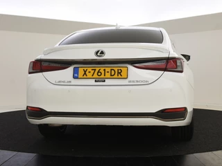 Lexus ES Lexus ES 300h F Sport Design | DEMO - afbeelding nr 13