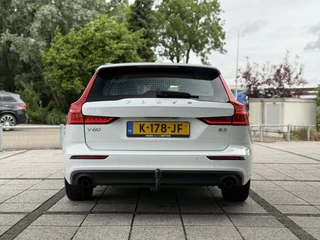 Volvo V60 Volvo V60 2.0 B3 Aut. 163pk MHEV Momentum | Navi | LED | Trekhaak | LMV - afbeelding nr 5