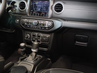 Jeep Wrangler Jeep WRANGLER UNLIMITED 4xe 380 Sahara / Sky-One Touch / 360 Camera / Leder / Navi / Ecc / Elek Pakket / Led / Pdc / 18 Inch - afbeelding nr 29