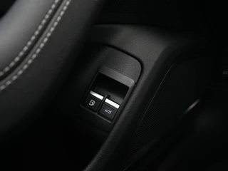 Audi A6 Audi A6 Avant 55 TFSI e quattro S edition Competition Panorama Navigatie Trekhaak Acc Memory Camera B&O 80 - afbeelding nr 26