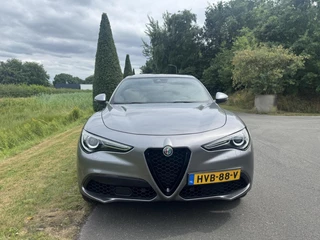 Alfa Romeo Stelvio Alfa Romeo Stelvio 2.0t Q4 Veloce 280pk, pano, 20 inch! - afbeelding nr 3