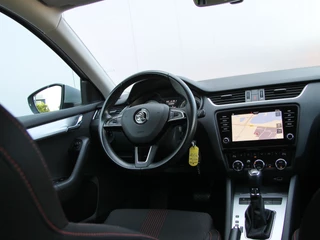 Škoda Octavia Škoda Octavia Combi 1.0 TSI 116pk DSG Style Sport | Kuipstoelen - afbeelding nr 8