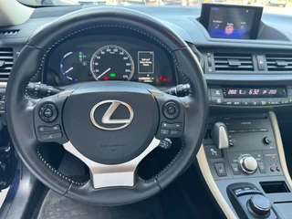 Lexus CT Lexus CT 200h 200H Business Line,Vol leer,Schuifdak,lane assist,Adapt Cruise,Stoelverw,Etc - afbeelding nr 18