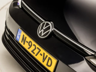Volkswagen Golf Volkswagen Golf 1.0 TSI Sport (APPLE CARPLAY, GROOT NAVI, MEMORY SEATS, ALCANTARA, CAMERA, SPORTSTOELEN, KEYLESS, LM VELGEN, LED KOPLAMPEN, NIEUWSTAAT) - afbeelding nr 34
