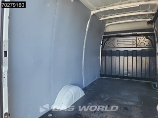 Iveco Daily Iveco Daily 35S21 3.0L Automaat 210PK L2H2 3,5t Trekhaak LED Airco Cruise Camera Euro6 L2 12m3 Airco Trekhaak Cruise control - afbeelding nr 7