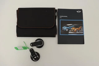 MINI One Mini One 1.2 One | Automaat | Navigatie | PDC |  Cruise control | Airco | Bluetooth - afbeelding nr 12