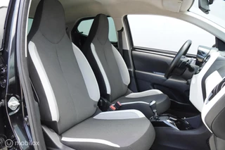 Toyota Aygo Toyota Aygo 1.0 VVT-i x-play, Automaat, Sport Pakket. - afbeelding nr 6