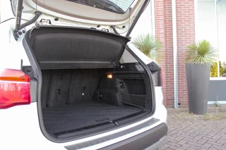 BMW X1 ➡️ BMW X1 sDrive18i F48 Executive | 2e eigenaar | Trekhaak | Sportstuur | DAB | Navi | PDC | Cruise-control | Climate | 140 pk | Automaat | 17 inch | Bluetooth | - afbeelding nr 30