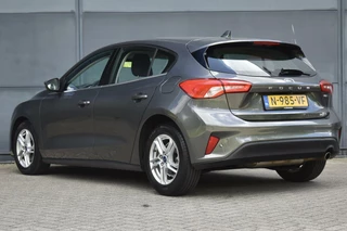 Ford Focus Ford Focus 1.0 EcoBoost Hybrid Trend Edition Business|1e Eigenaar|CAMERA|PDC|CARPLAY|NAVI|CRUISE - afbeelding nr 24