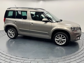 Škoda Yeti Skoda Yeti 1.2 TSi Elegance Automaat-Trekhaak-Navigatie-Panoramadak-Cr.contr-Clima-Camera-Parkeersensoren-Lm17''velgen-Bluetooth - afbeelding nr 24