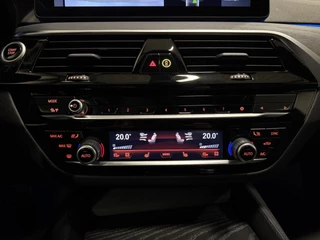 BMW 5 Serie BLUESTONE-METALLIC/PANO/H&K/HEAD-UP/LASER/KEYLESS/DISPLAY-KEY/CARPLAY/STANDKACHEL/SHADOW-LINE/PRIVACY/NET OH BEURT GEHAD BIJ BMW DEALER - afbeelding nr 20