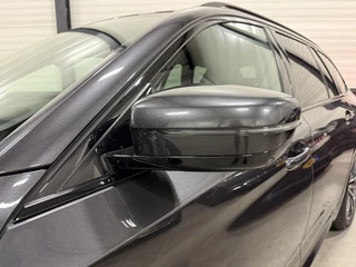BMW 5 Serie HEAD-UP/LASER/ACC/TREKHAAK/360CAMERA/ALCANTARA/KEYLESS/SHADOW-LINE/DRIVING ASS PRO/SFEER/STUUR+STOELVERWARMING/LIVE COCKPIT/M-AERODYNAMIC/SOPHISTOGRAU/VOLLEDIG BMW DEALER HISTORIE - afbeelding nr 56