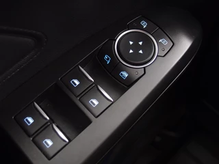 Ford Focus AUTOMAAT / TREKHAAK / FULL LED / KEYLESS / CARPLAY / NAVI / CLIMA / PDC / NL-AUTO - afbeelding nr 37